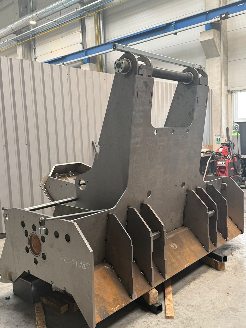 Large welded steel machine frame, machined faces